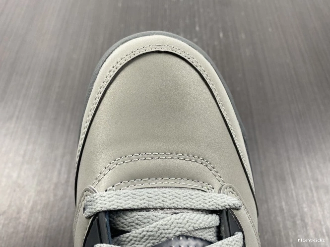 Retro (2022) Jordan DM9014-003 Bean Green 5 1015